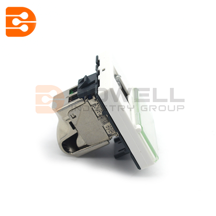 WHITE RJ45 SOCKET MOSAIC CAT. 6 UTP RETRACTABLE